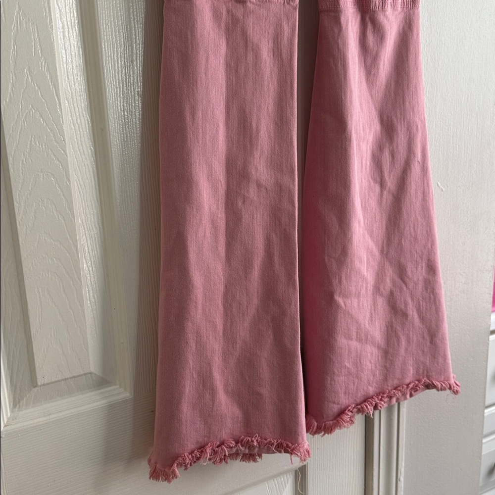 VIBRANT M. I. U. Vintage Y2K SUPER WIDE
Leg Distressed BUBBLEGUM Pink JEANS - Picture 10 of 13
